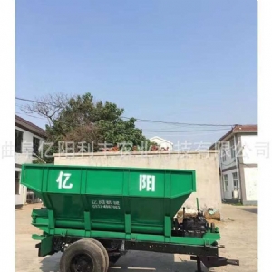 撒粪车